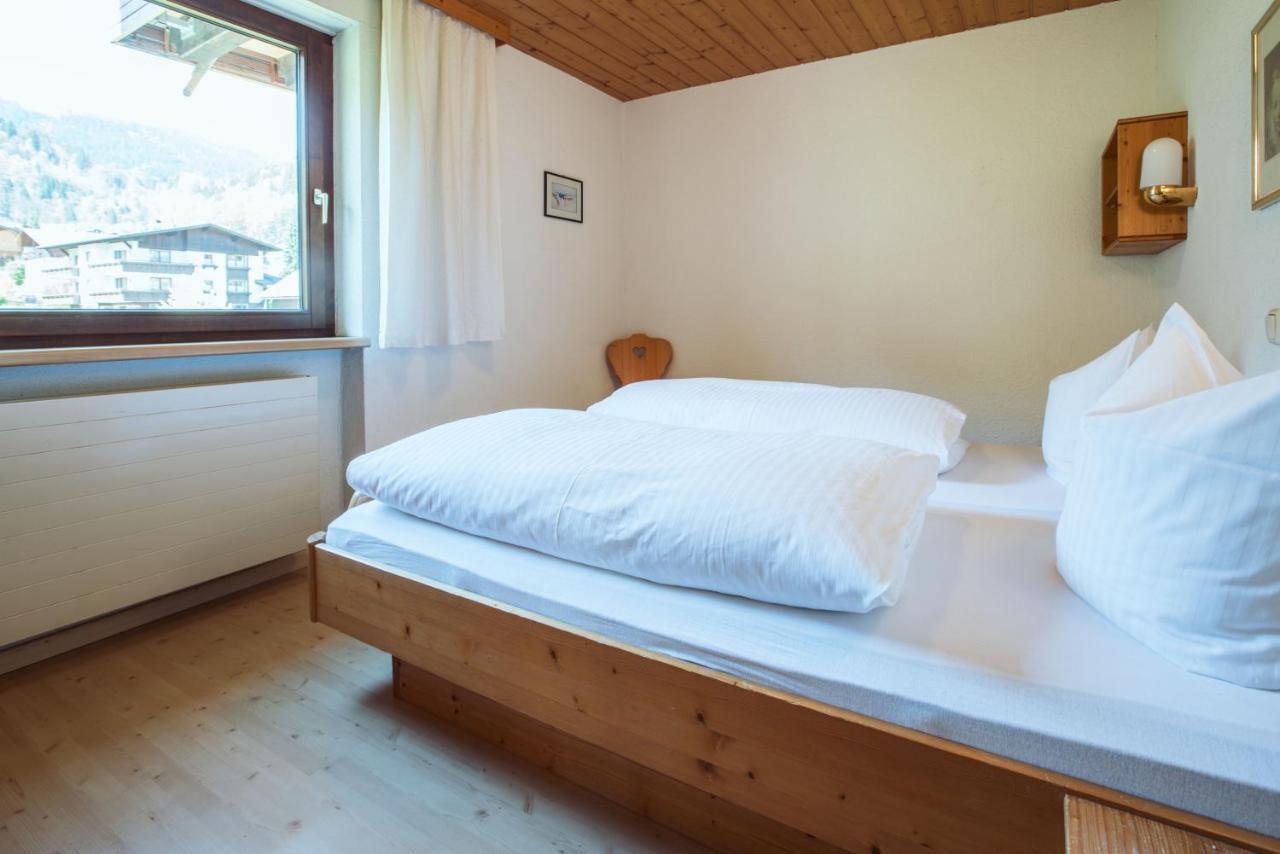 Alpenapart Montafon - Haus Engstler Schruns ภายนอก รูปภาพ